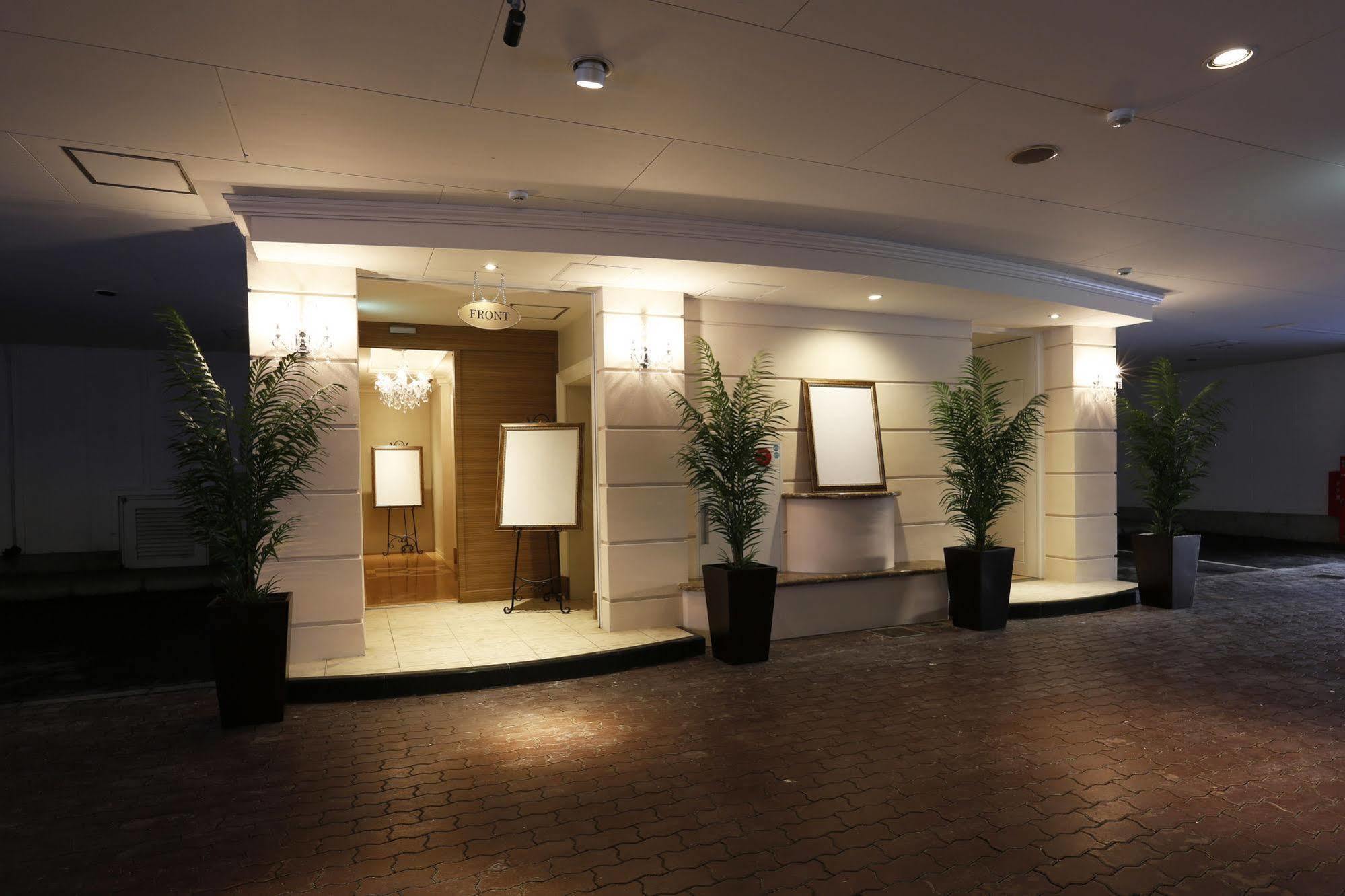 Hotel Fine Garden Gifu (Adults Only) Kakamigahara Екстер'єр фото
